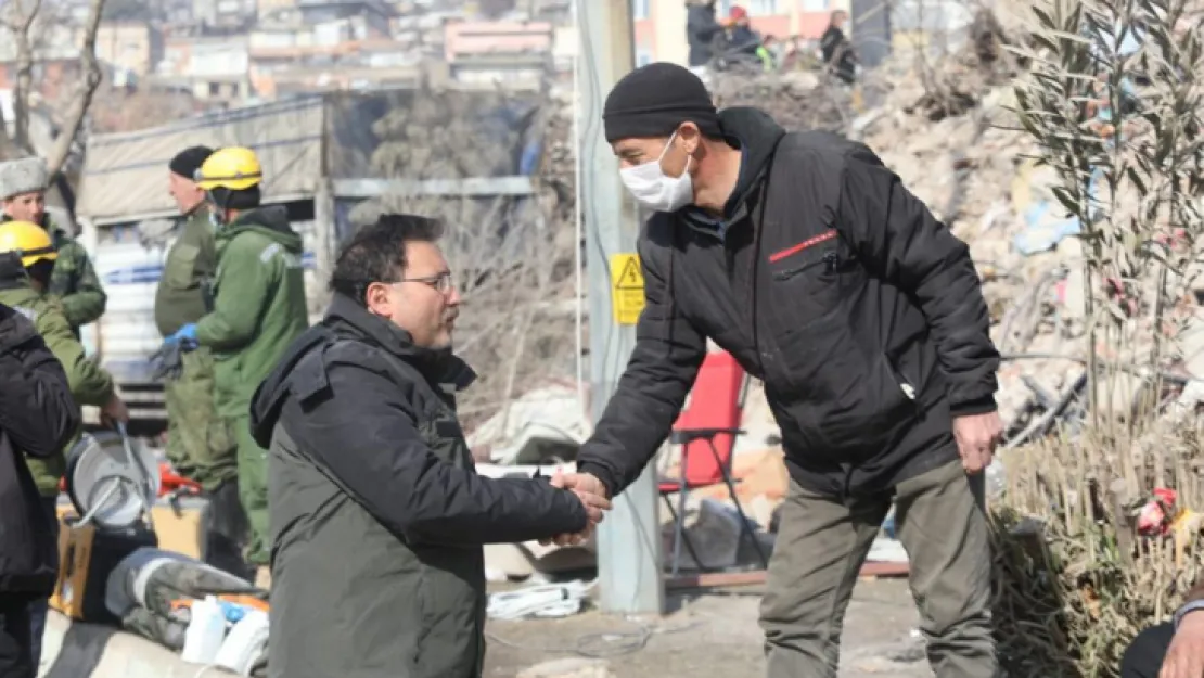 Vali Çiçek önderliğinde Maraş yaralarını sarıyor