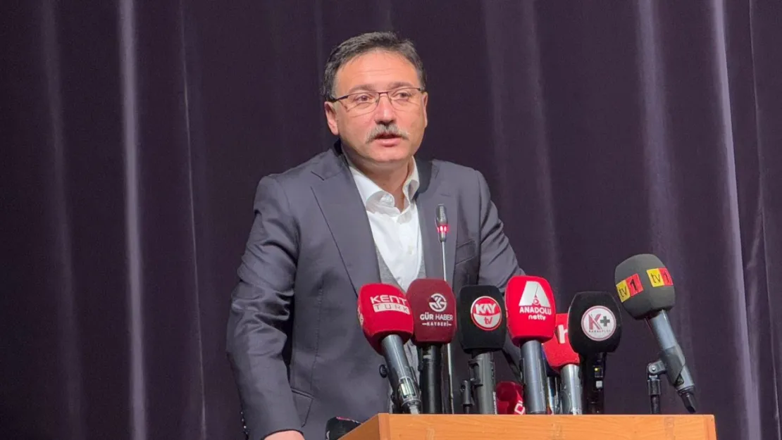 Vali Çiçek: 'Tüm depremlere 15 dakika içerisinde uçakla ulaşabilmek için çalışmalara başlandı'