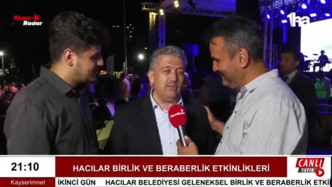 Vekil Özsoy, 'Hacılar güzel, etkinlikte de çok güzel bir kalabalık var'