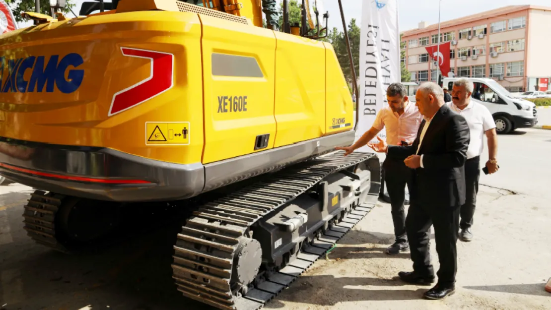 Yahyalı Belediyesi Araç Filosuna Yeni Bir İş Makinesi Daha Ekledi