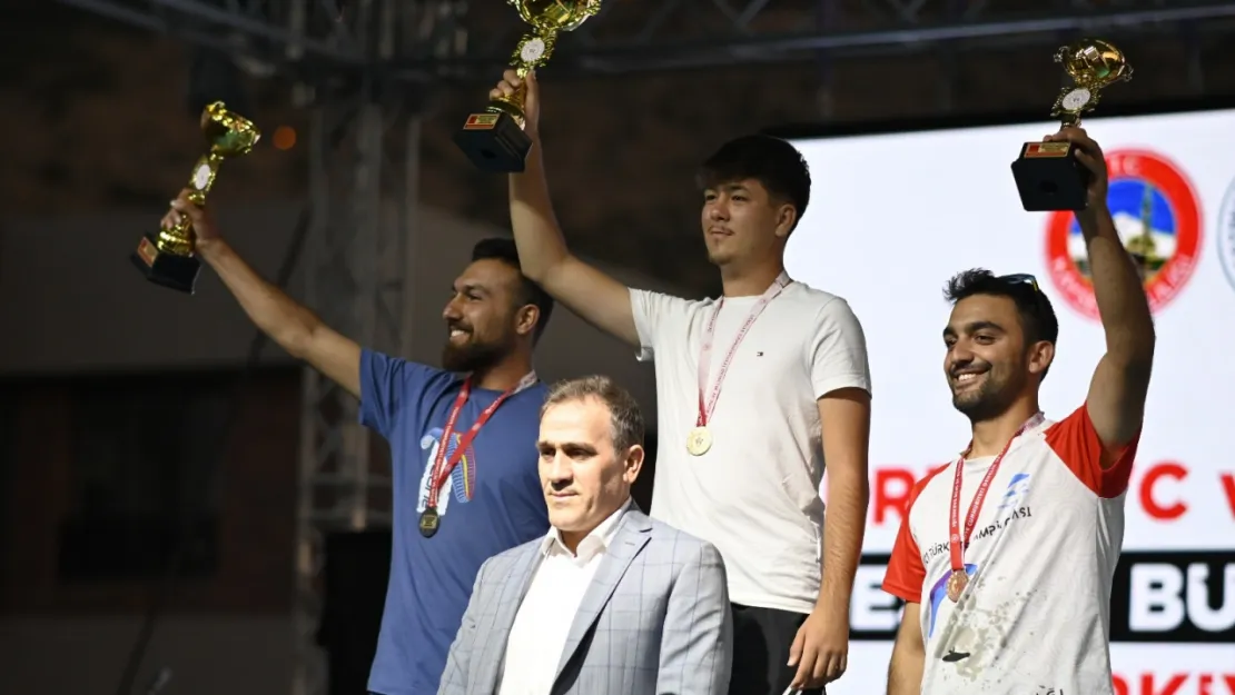 Yamaç Paraşütü Türkiye Şampiyonası ödülleri sahiplerini buldu