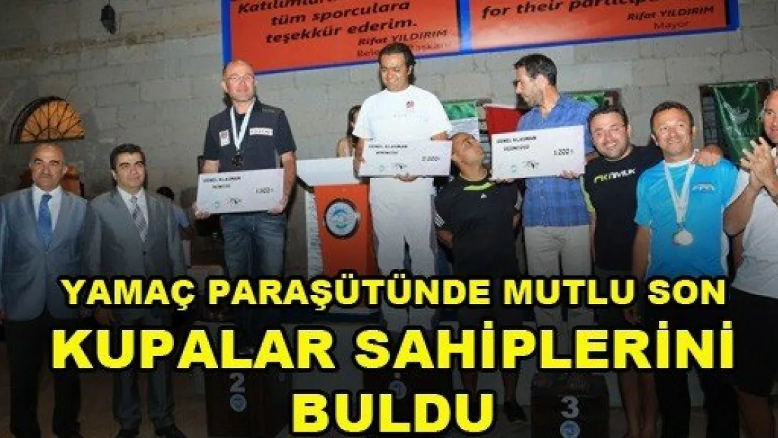 Yamaç paraşütünde mutlu son