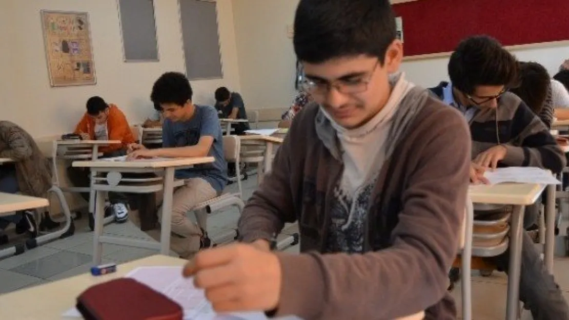 Yelkenoğlu Ve Kılıçaslan Liseleri'nden Bilim Olimpiyatları İçin Seçme Sınavı 
