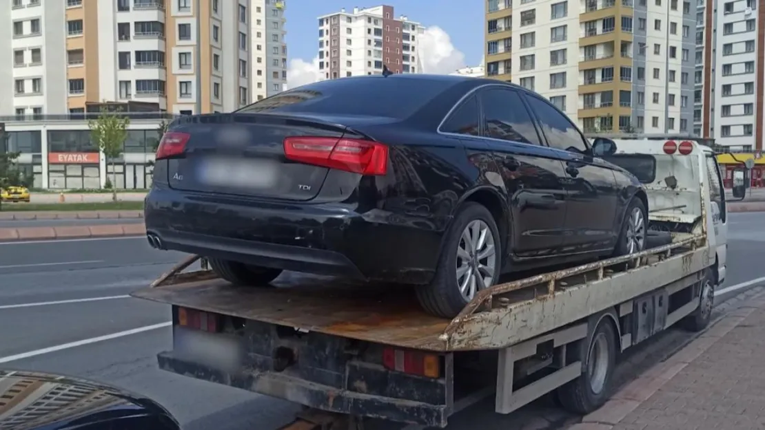 Yetkisiz çakar kullanan sürücüye 276 bin lira cezai işlem uygulandı