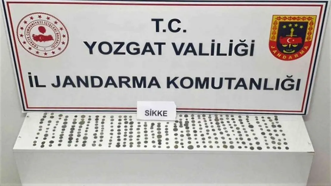 Yozgat'ta 327 sikke ele geçirildi