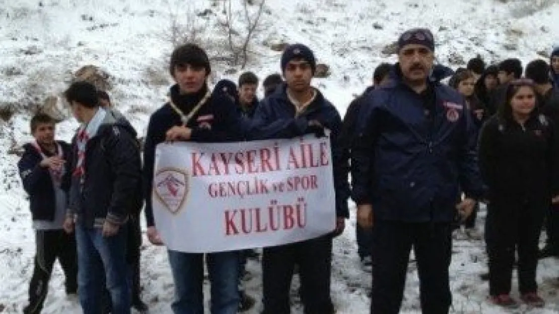 Yurt İzcileri Fidan Dikti