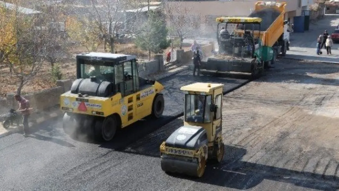 Zincidere'de Asfaltsız Yol Kalmıyor 