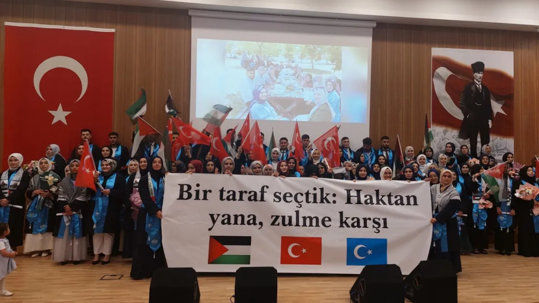 Zulme Karşı Sessiz Kalmadılar: Mezuniyet Sahnesinde Vicdanın Sesi Oldular