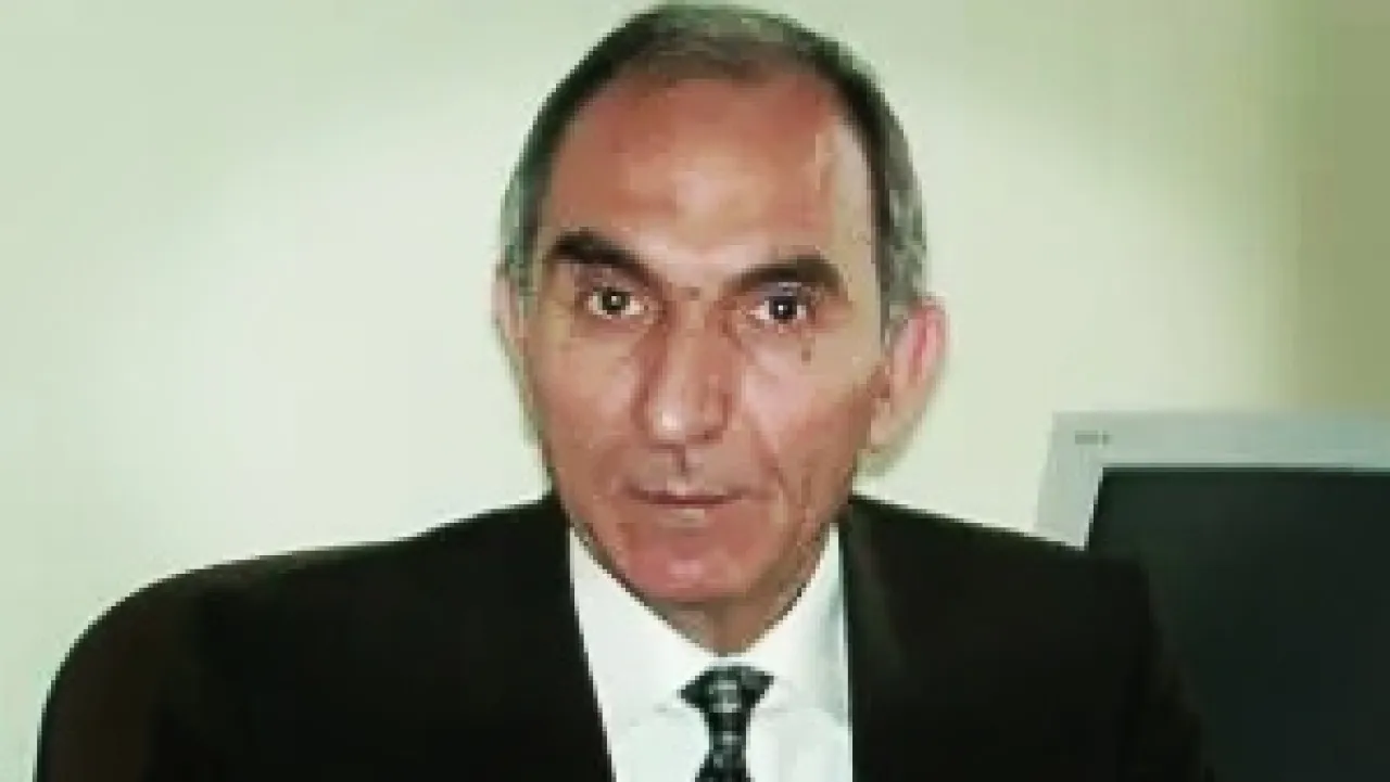 Prof. Dr. Hasan ŞAHİN : Kültür Hafızası Taşıyıcısı