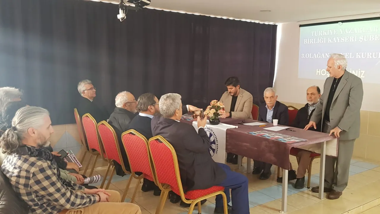 Yazarlar Birliği Genel Kurulu Yapıldı: Yazarlarımız Yönetimde
