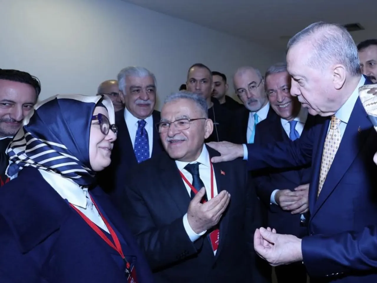 Hulusi Akar: '30 bin kilometre bölünmüş yol, hayırlı olsun'