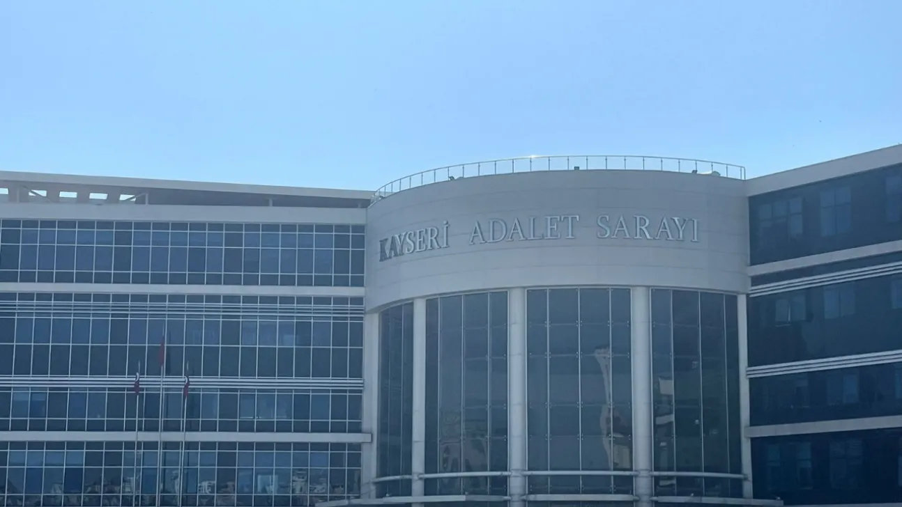 Adına kozmetik ürün alıp icralık olmasına sebep olan şahıstan şikayetçi oldu