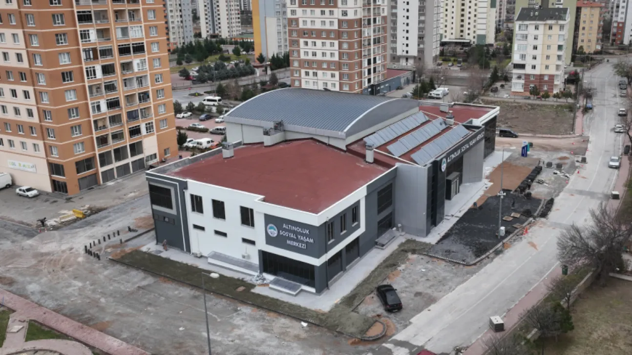 Altınoluk Sosyal Yaşam Merkezi Açılışa Hazırlanıyor