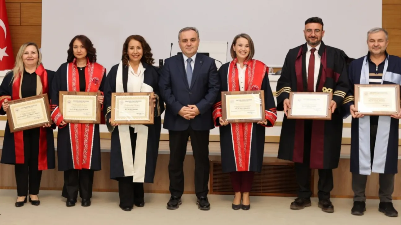 ERÜ'de 6 akademisyene profesörlük belgesi takdim edildi