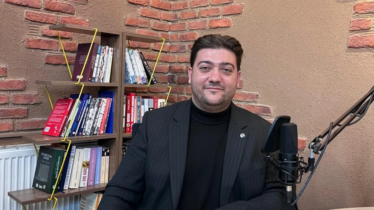 İnşaat Mühendisi Gülsağır, '30-35 yıl sonra binaların ömrü azalıyor, yenileme sürecine girilmeli'