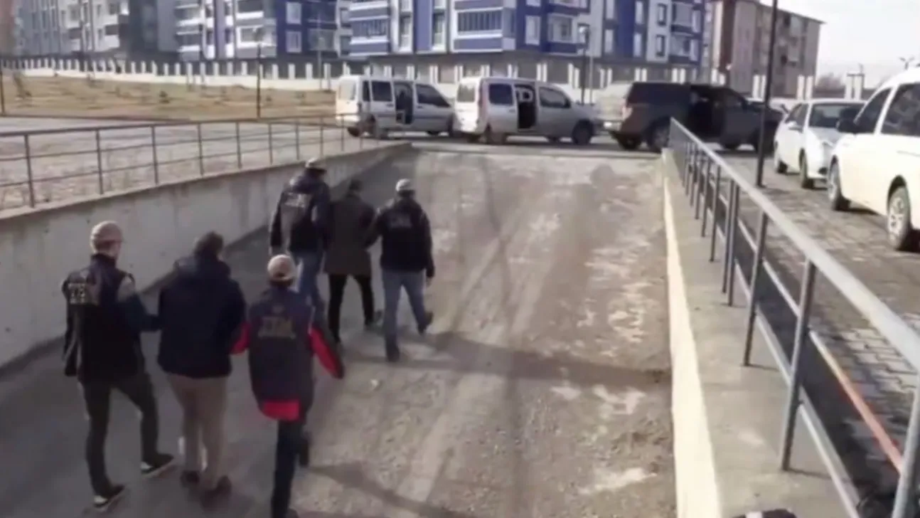 Kayseri dahil 39 ilde FETÖ'ye yönelik operasyon: 160 gözaltı