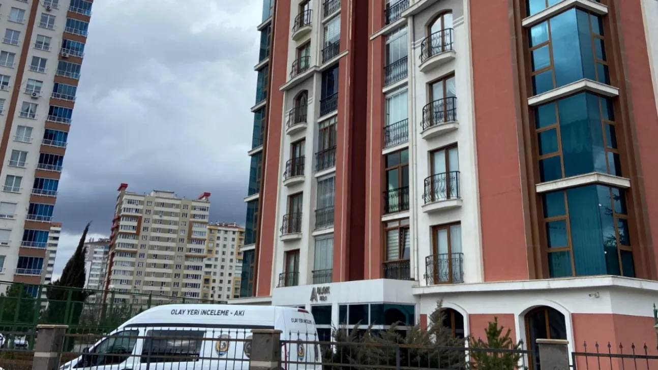 Kayseri'de emekli albay eşi hayatına son verdi