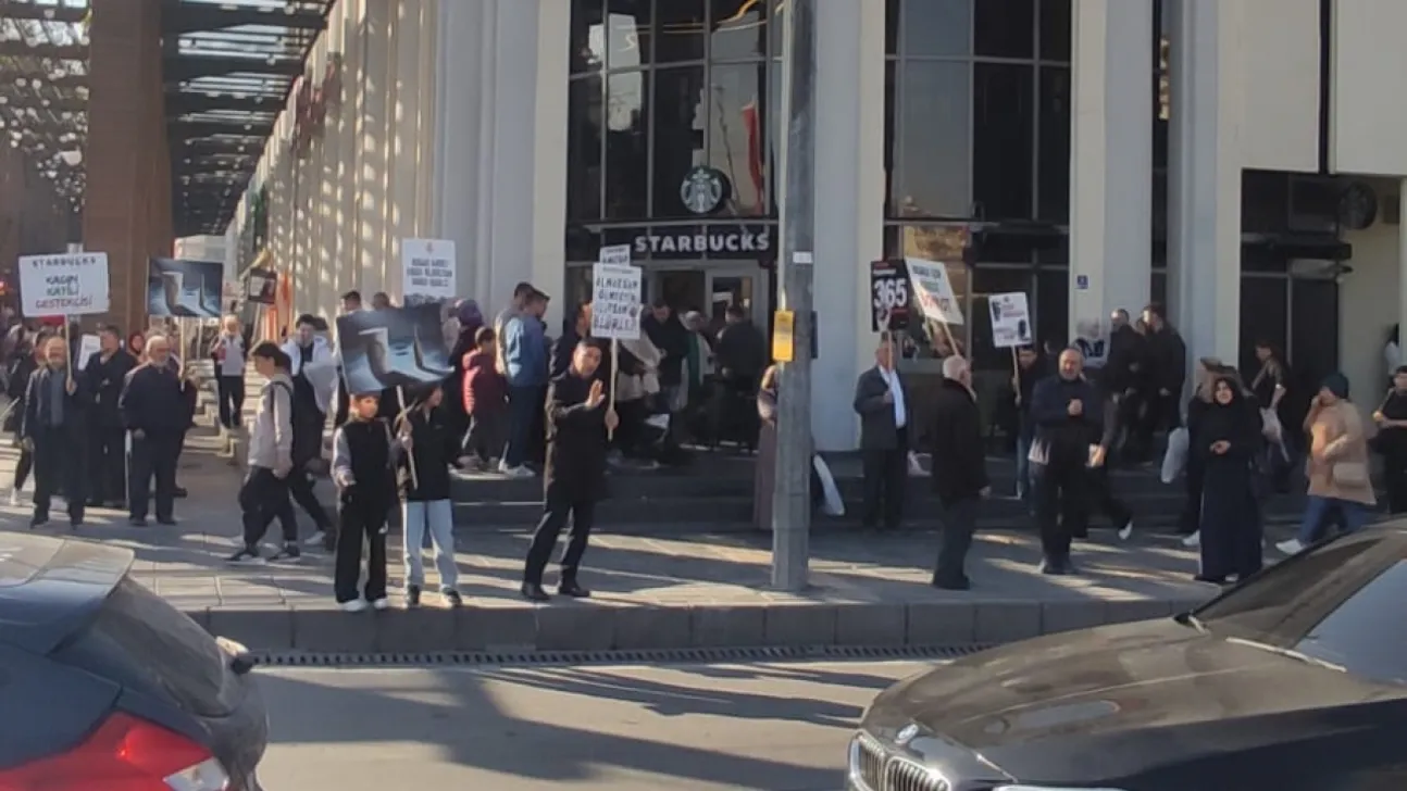 Kayseri'de Sessiz Direniş: Gazze İçin 8 Aydır Meydanlarda