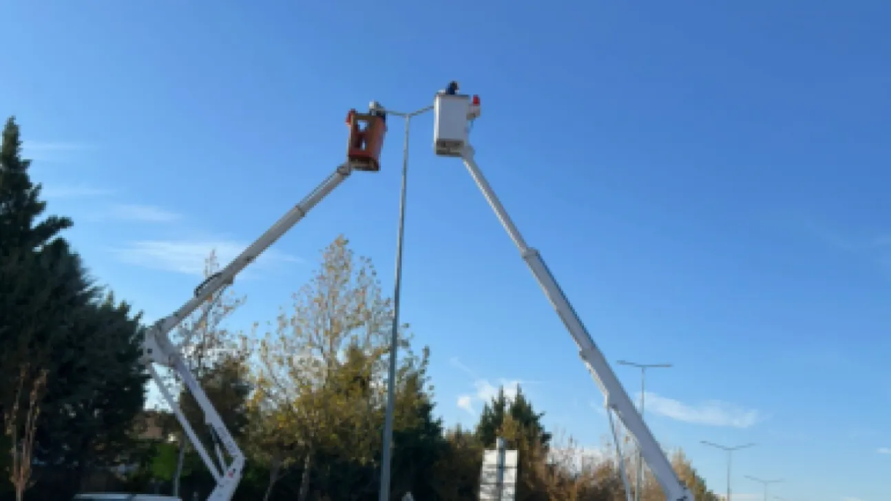 Kayseri'nin cadde ve sokak aydınlatma armatürleri komple değişiyor