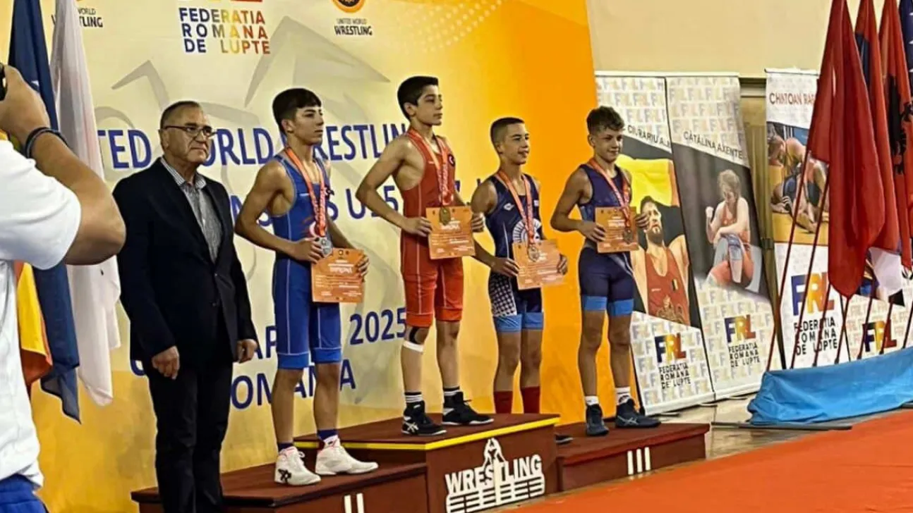 Kayserili güreşçi Furkan, Balkan Şampiyonasından gümüş madalyayla döndü