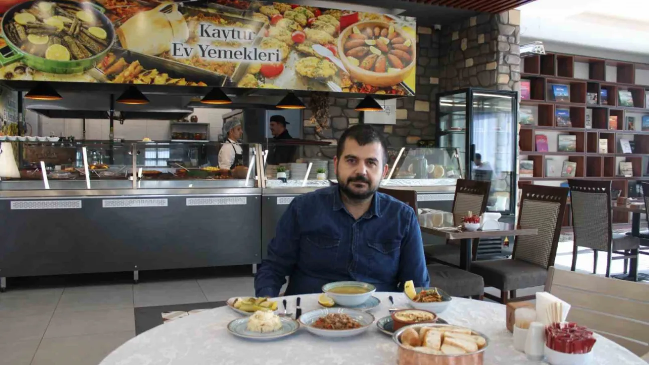 KAYTUR A.Ş.'de 5 çeşit yemek 175 TL, Çay 2 TL