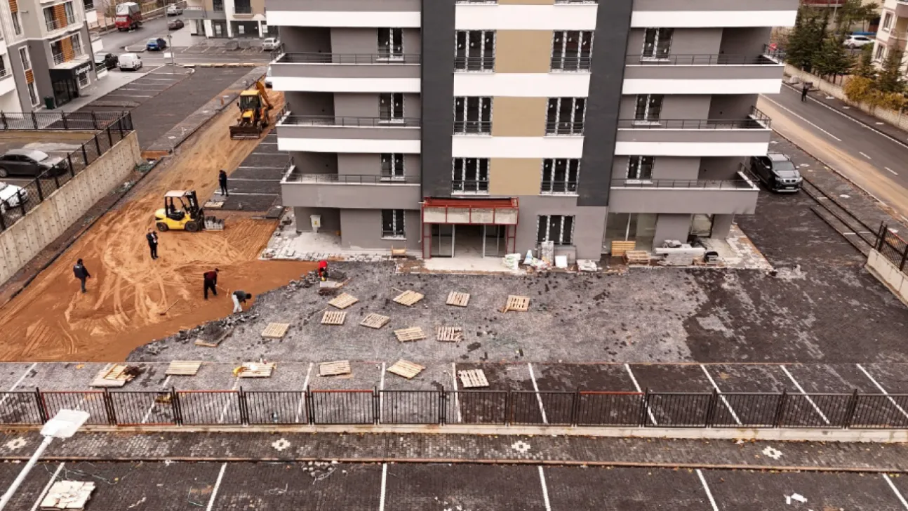 Melikgazi'de Yaşam Alanları Modern Bir Görünüme Kavuşuyor