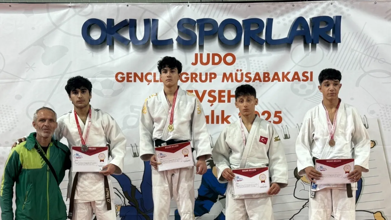 Okul Sporları Judo Gençler Grup Şampiyonasında Kayseri'ye Türkiye 2'nciliği