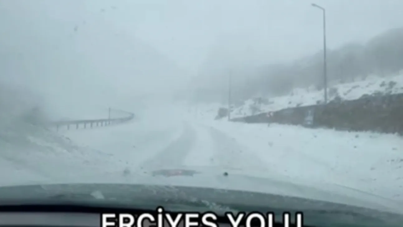 Pınarbaşı-Gürün ve Erciyes yolu ulaşıma kapandı