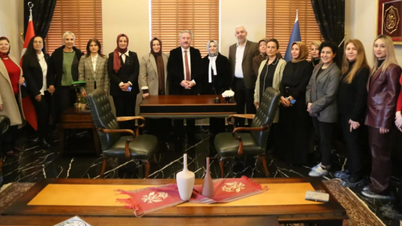 Sanat Melikgazi'nin İlk Programı Büyük Bir İlgi İle Gerçekleşti