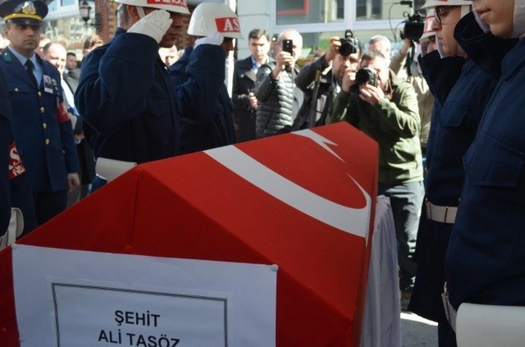 ŞEHİDİMİZ UĞURLANDI