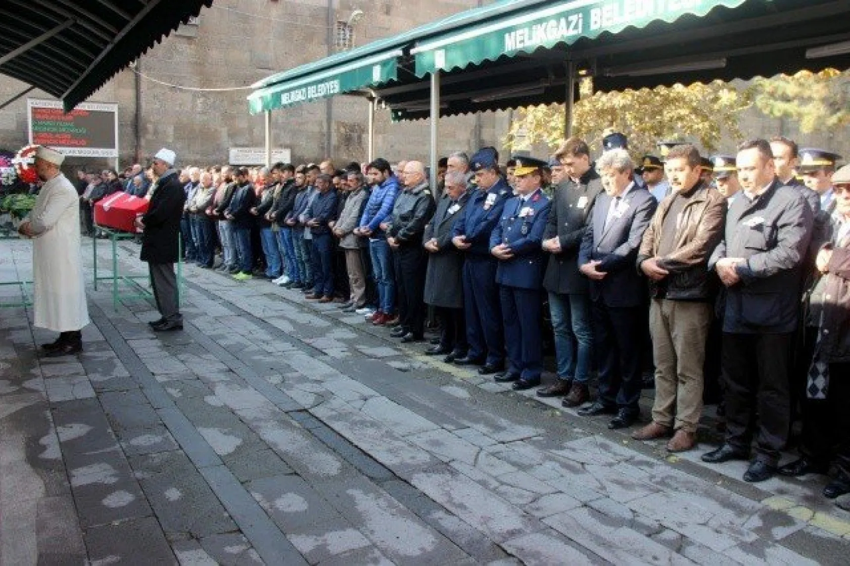 Pilot Hamdi Yılmaz Son Yolculuğuna Uğurlandı