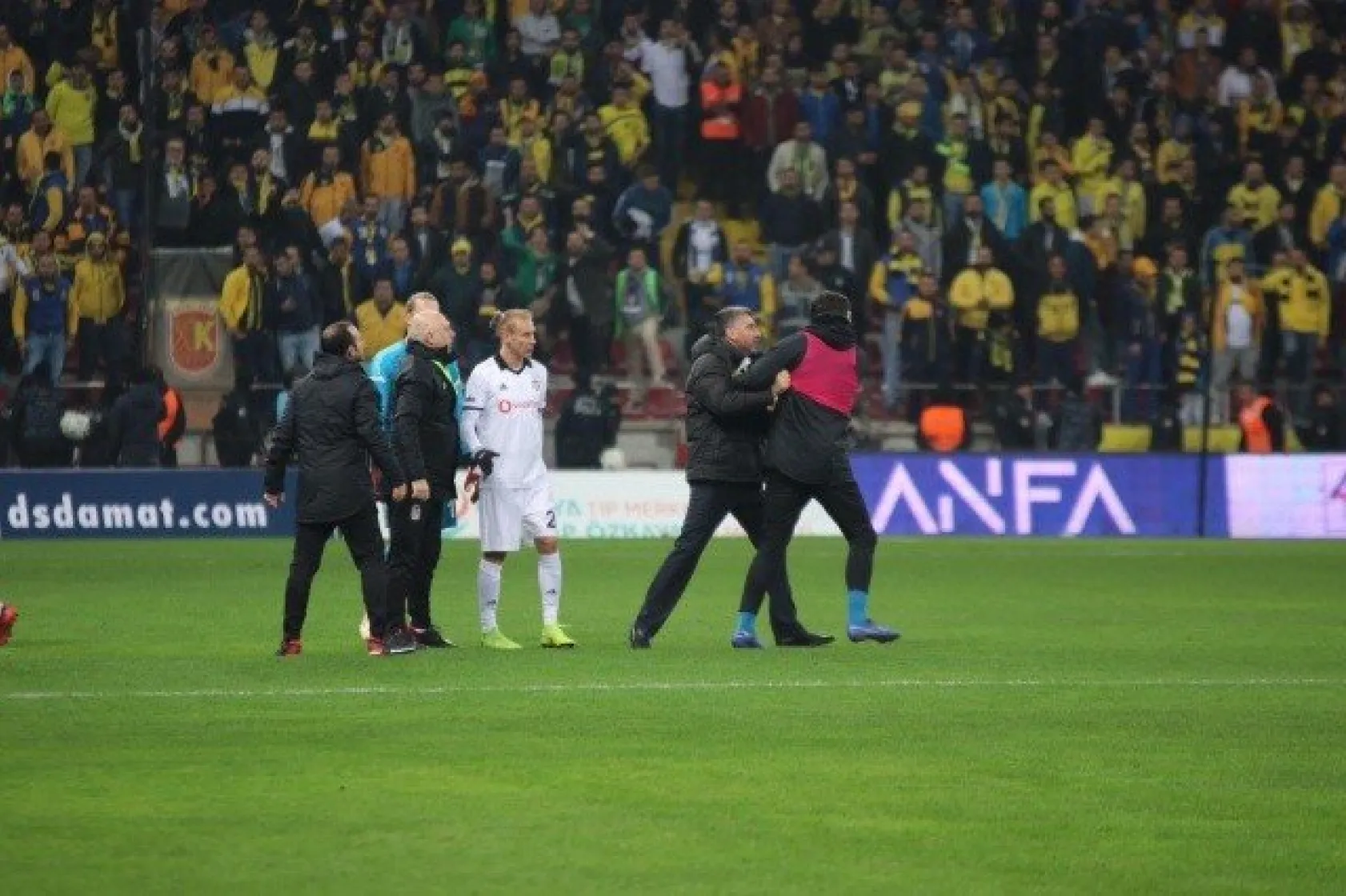 Beşiktaş: 4  MKE Ankaragücü:1