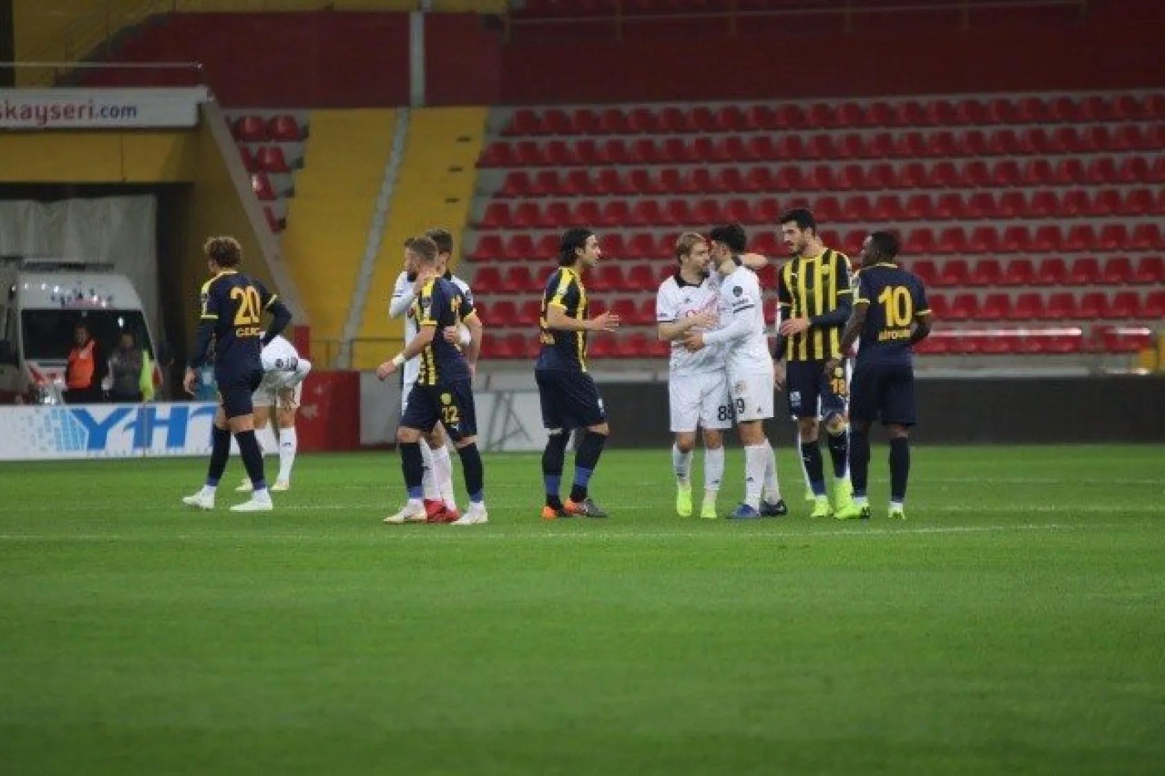 Beşiktaş: 4  MKE Ankaragücü:1