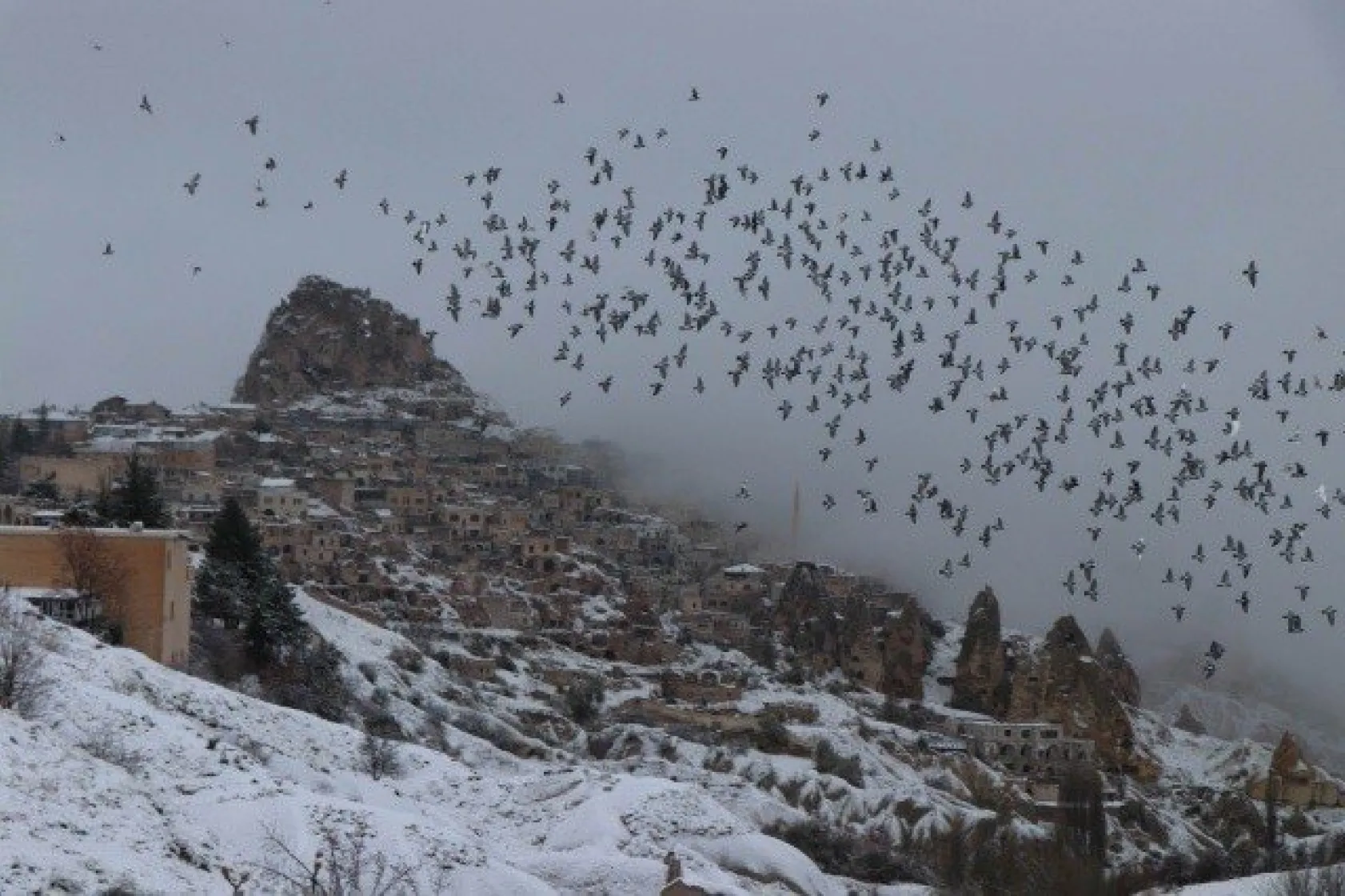 Kapadokya'da Kar Kartpostallık Görüntüler Ortaya Çıkardı