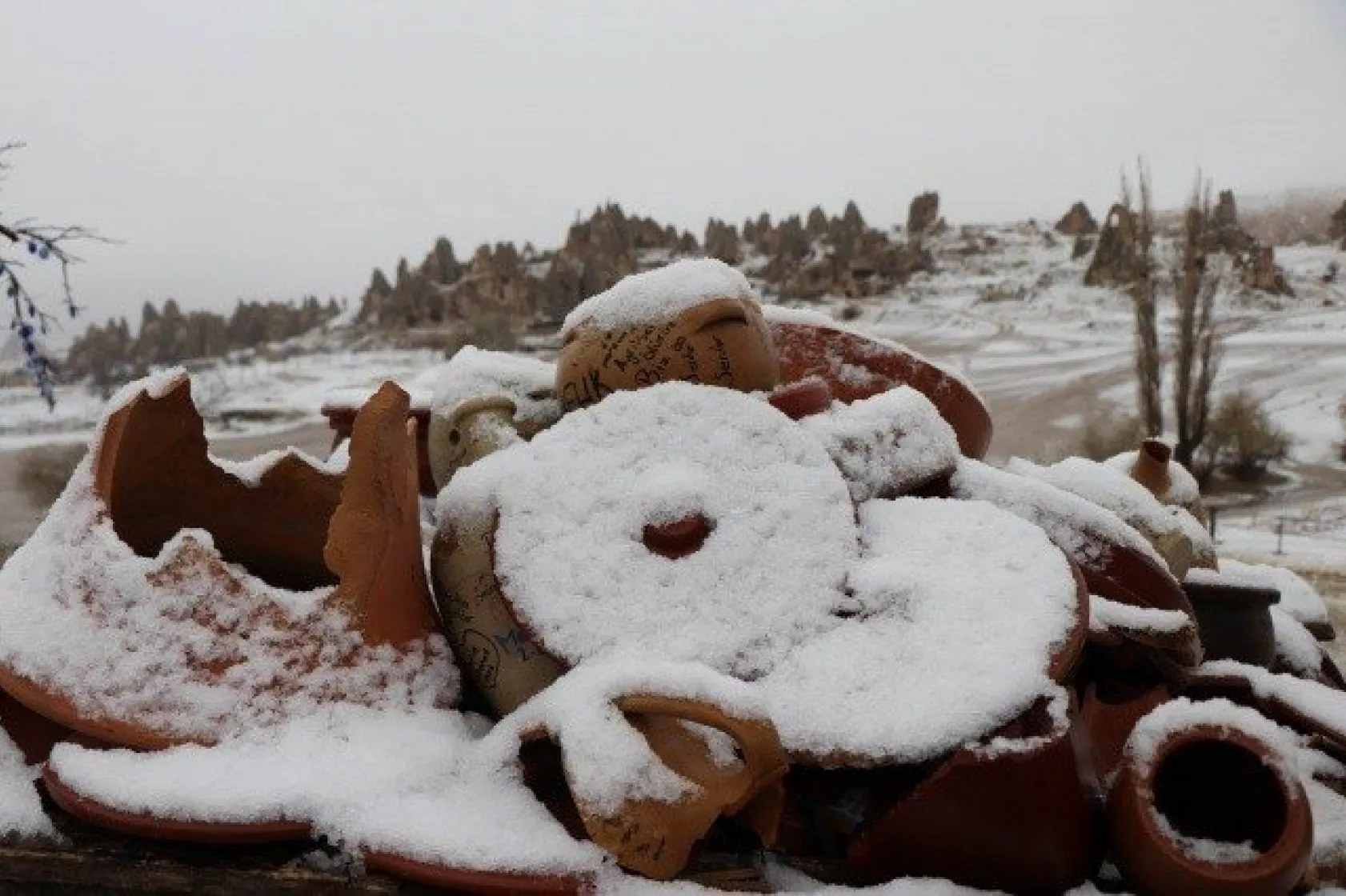 Kapadokya'da Kar Kartpostallık Görüntüler Ortaya Çıkardı