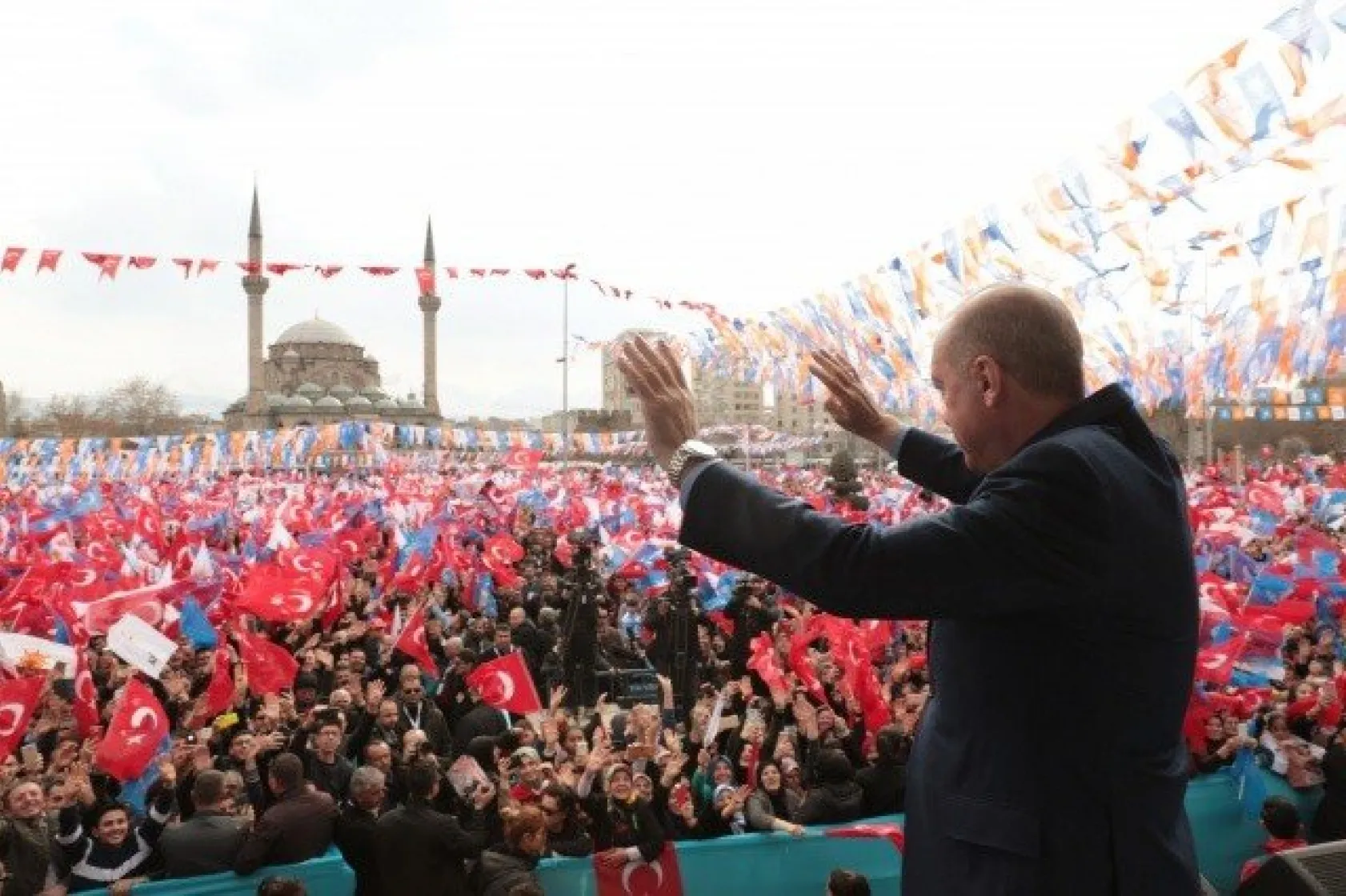 Erdoğan, Özhaseki İçin Kayseri'den Oy İstedi