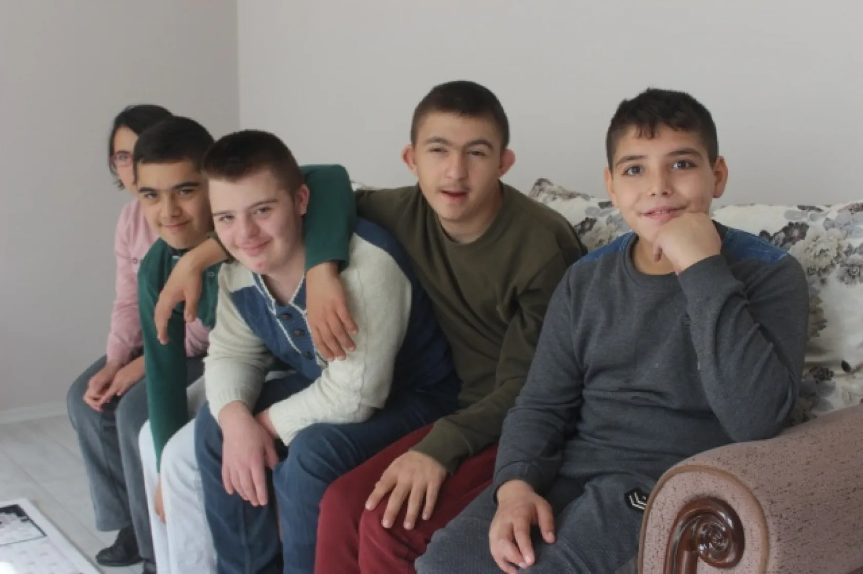 KENDİLERİ GİBİ EĞİTİMLERİ DE ÖZEL