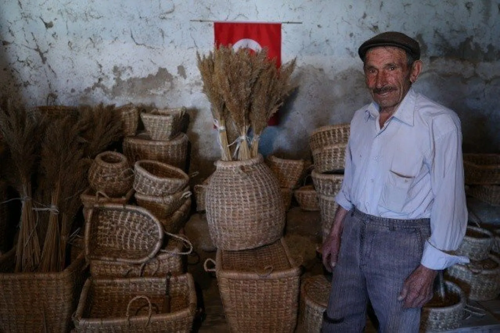 Annesinden öğrendiği mesleği yaşatıyor