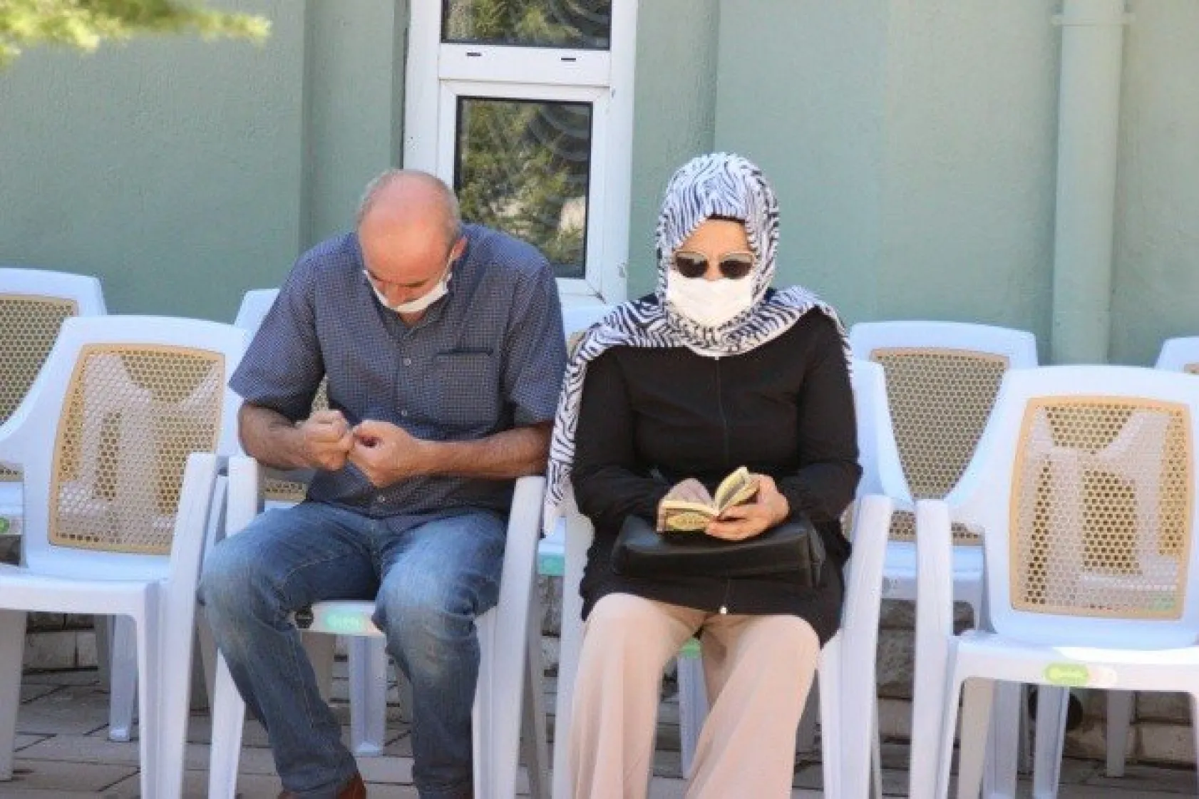 Şehitlikte hüzünlü arefe