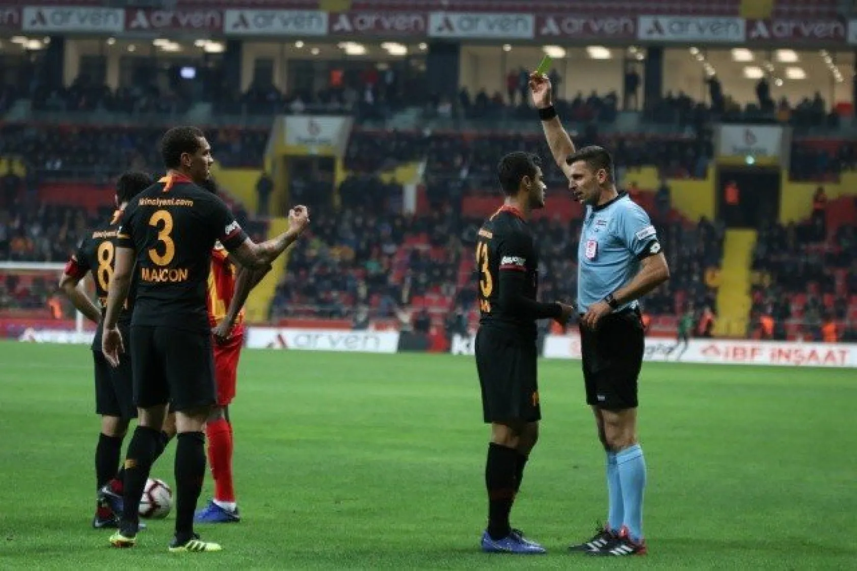 Galatasaray Sahadan Galip Ayrıldı
