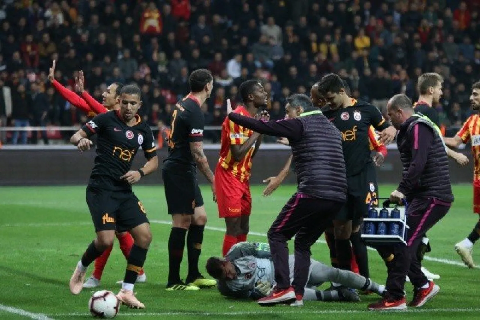 Galatasaray Sahadan Galip Ayrıldı