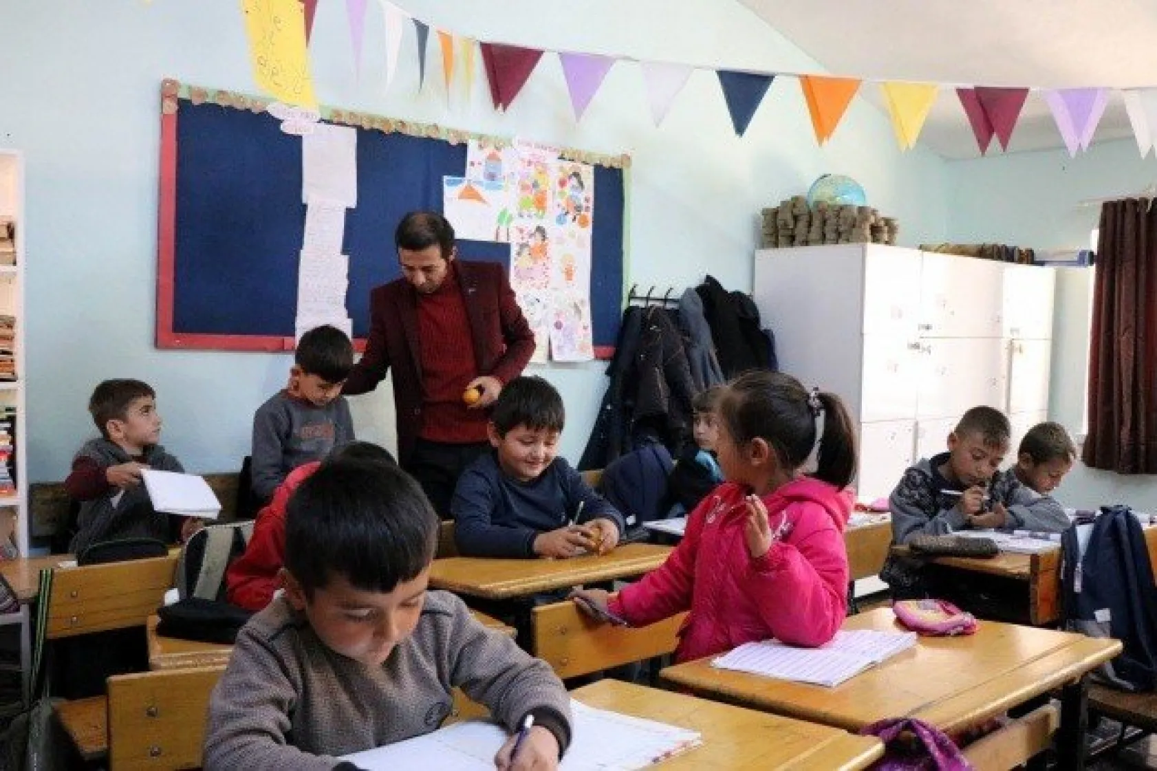 Raşit Öğretmen, Hayatını Öğrencilerine Adadı