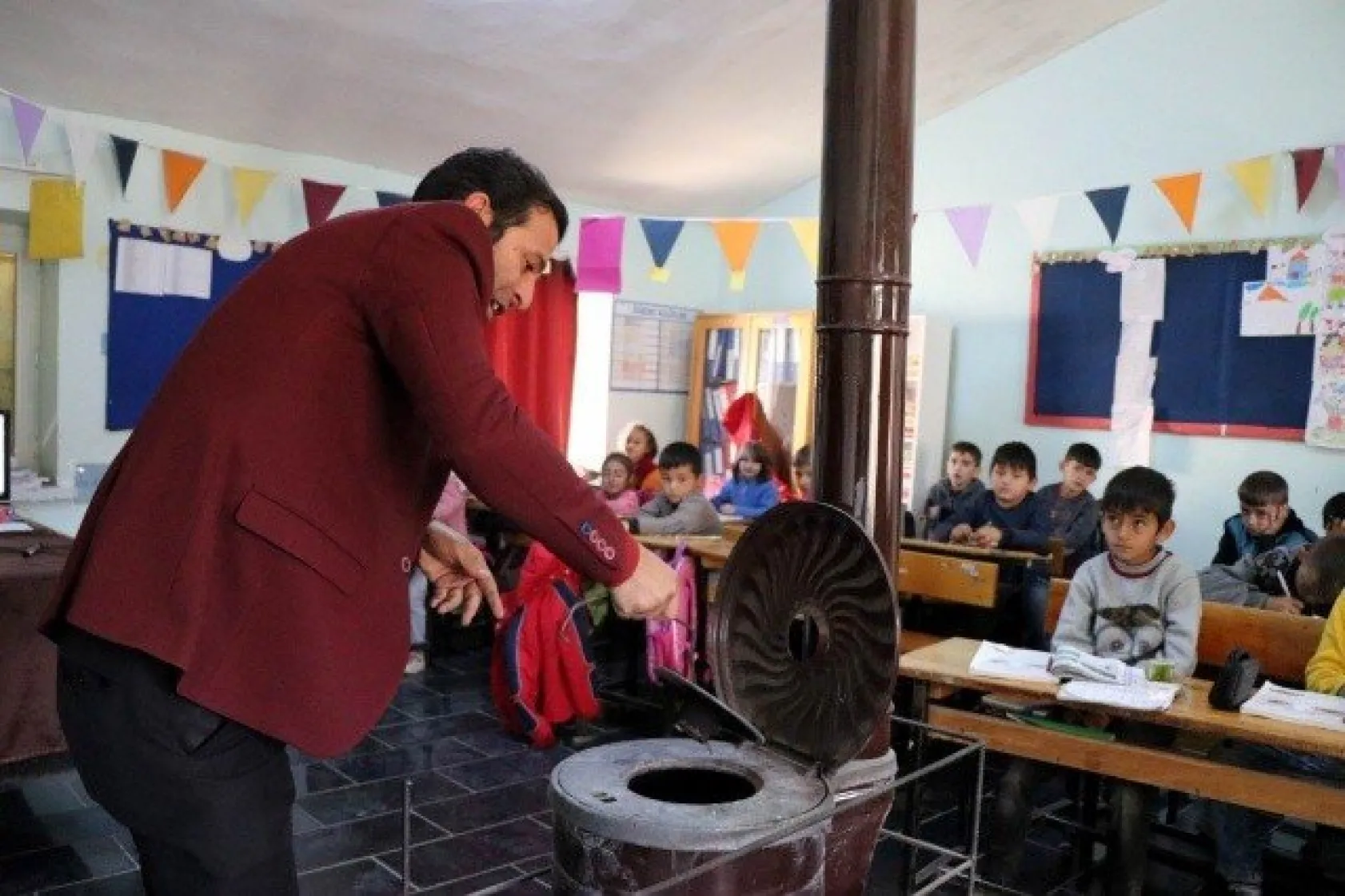 Raşit Öğretmen, Hayatını Öğrencilerine Adadı