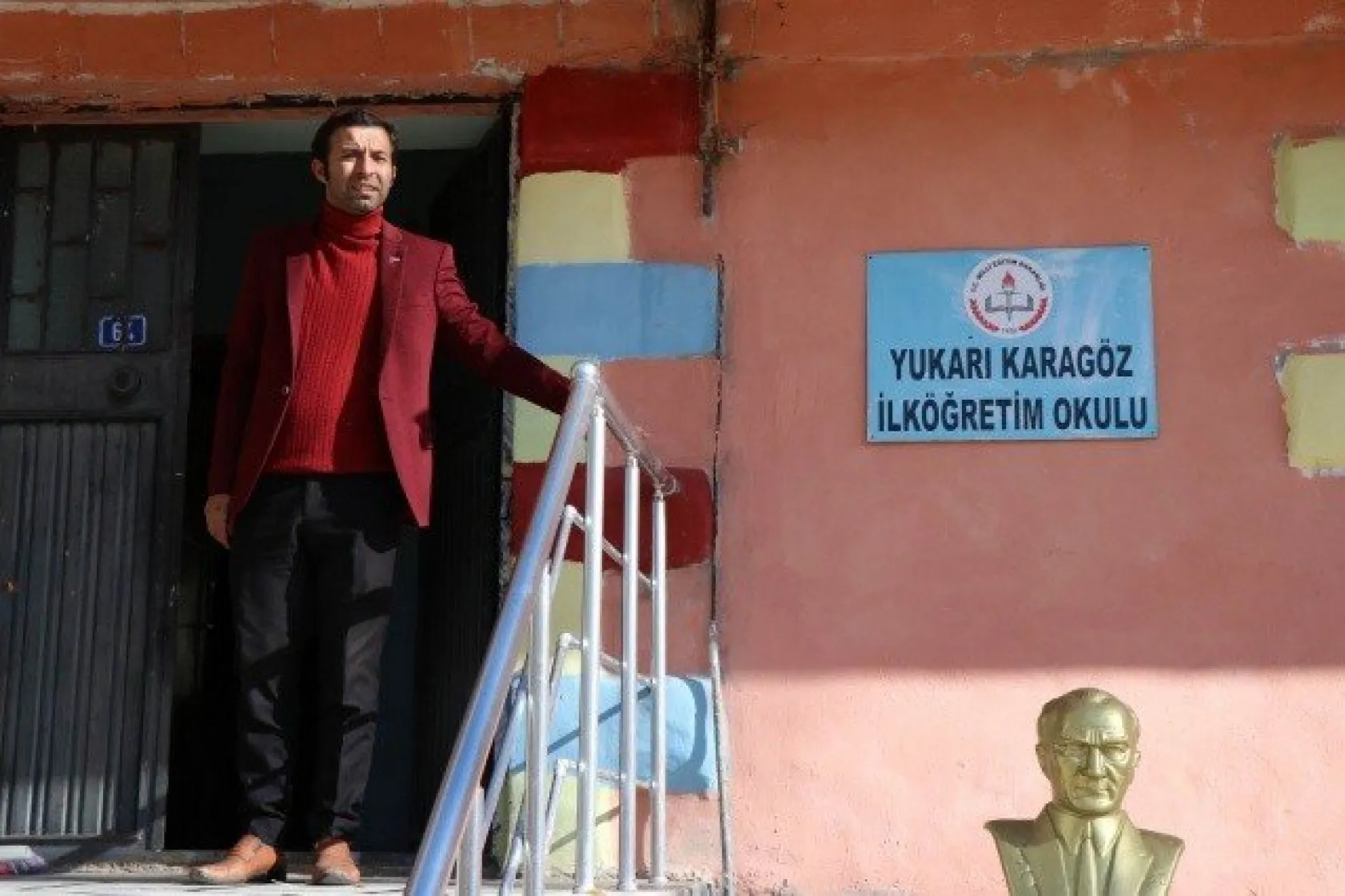 Raşit Öğretmen, Hayatını Öğrencilerine Adadı