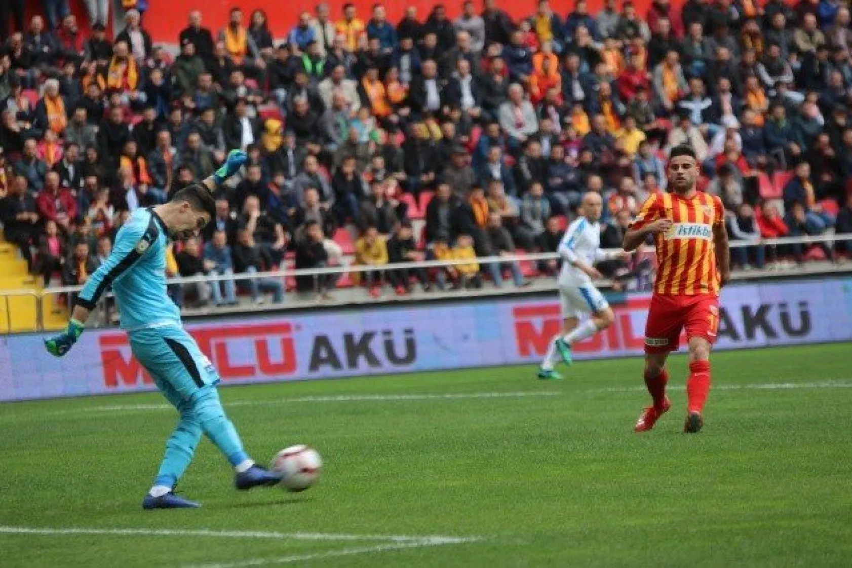 Kayserispor Sahadan Mağlup Ayrıldı