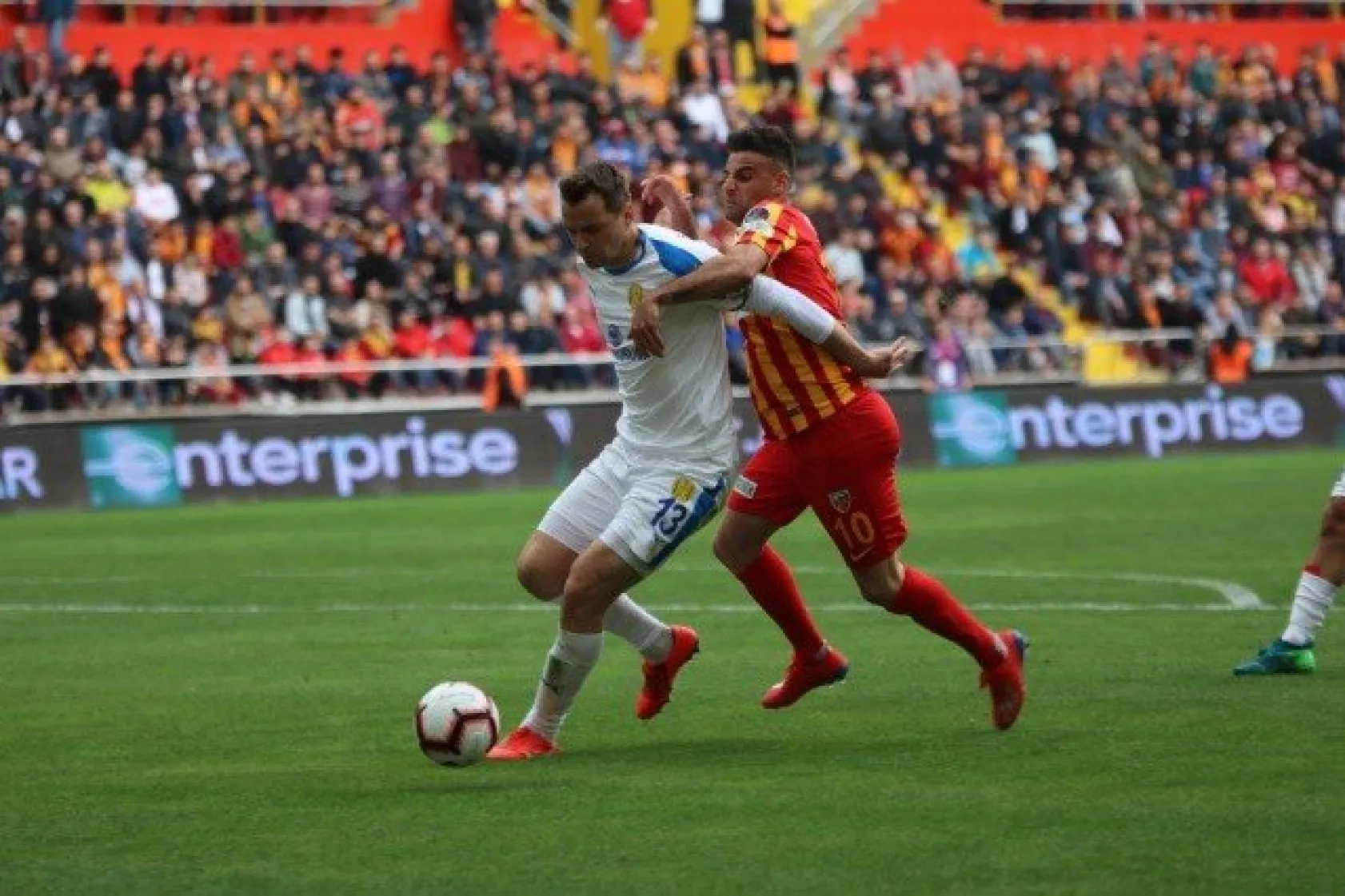 Kayserispor Sahadan Mağlup Ayrıldı