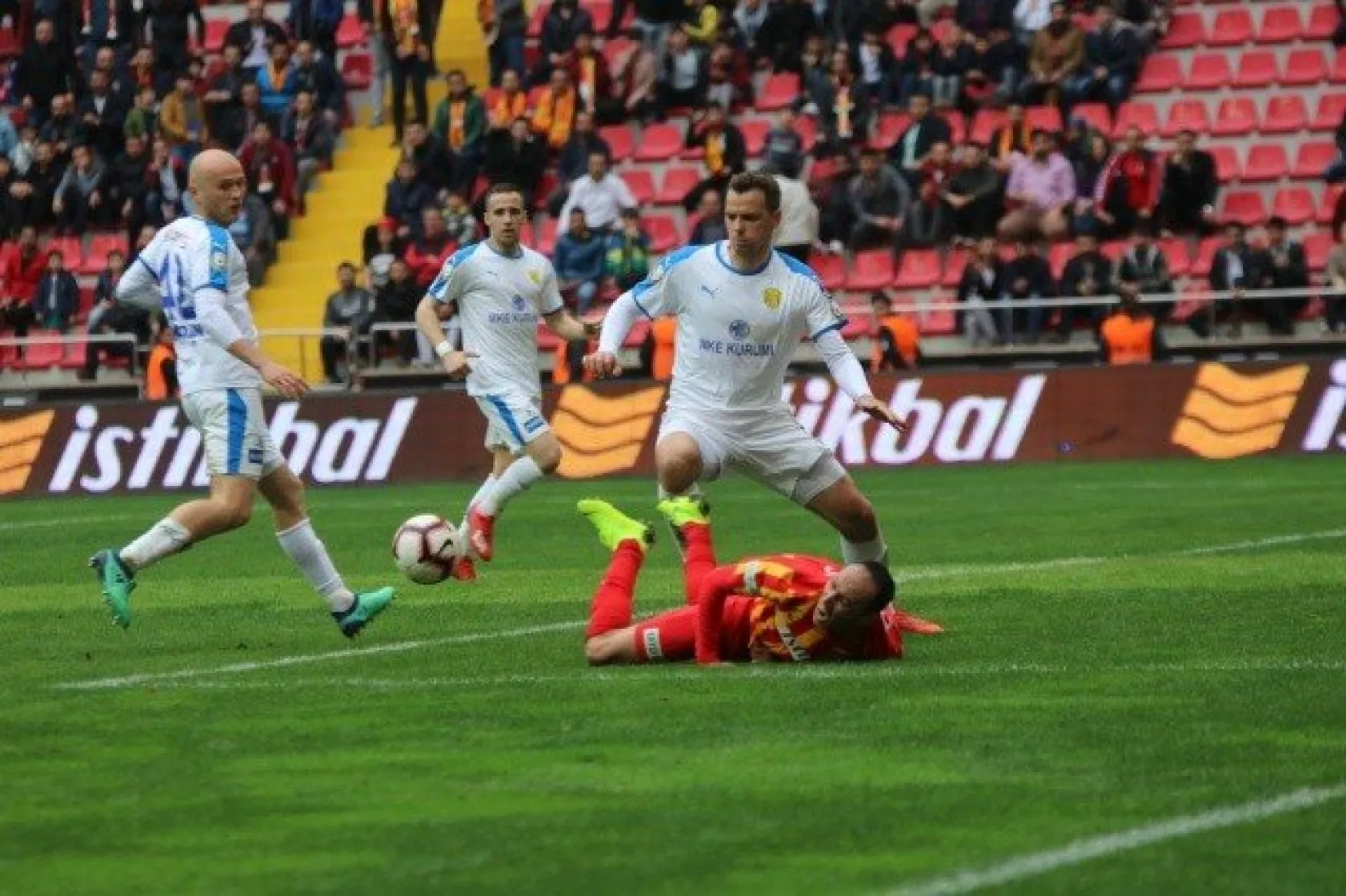 Kayserispor Sahadan Mağlup Ayrıldı