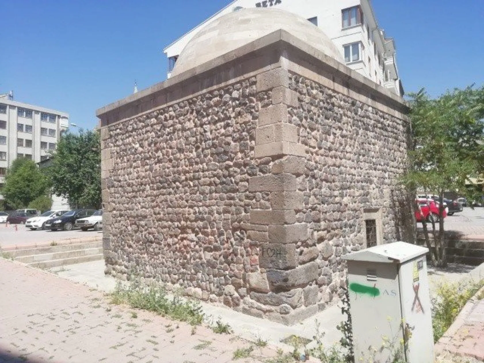 Kayseri'de tarihe büyük saygısızlık