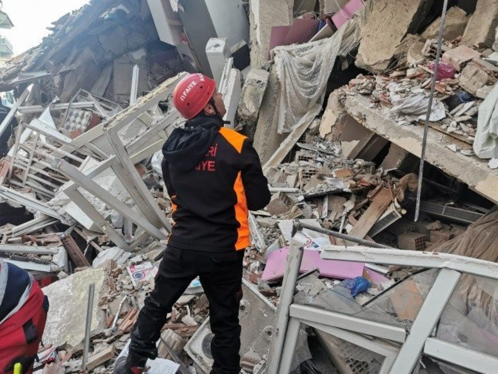 Arama kurtarma ekibi Kayseri'ye döndü