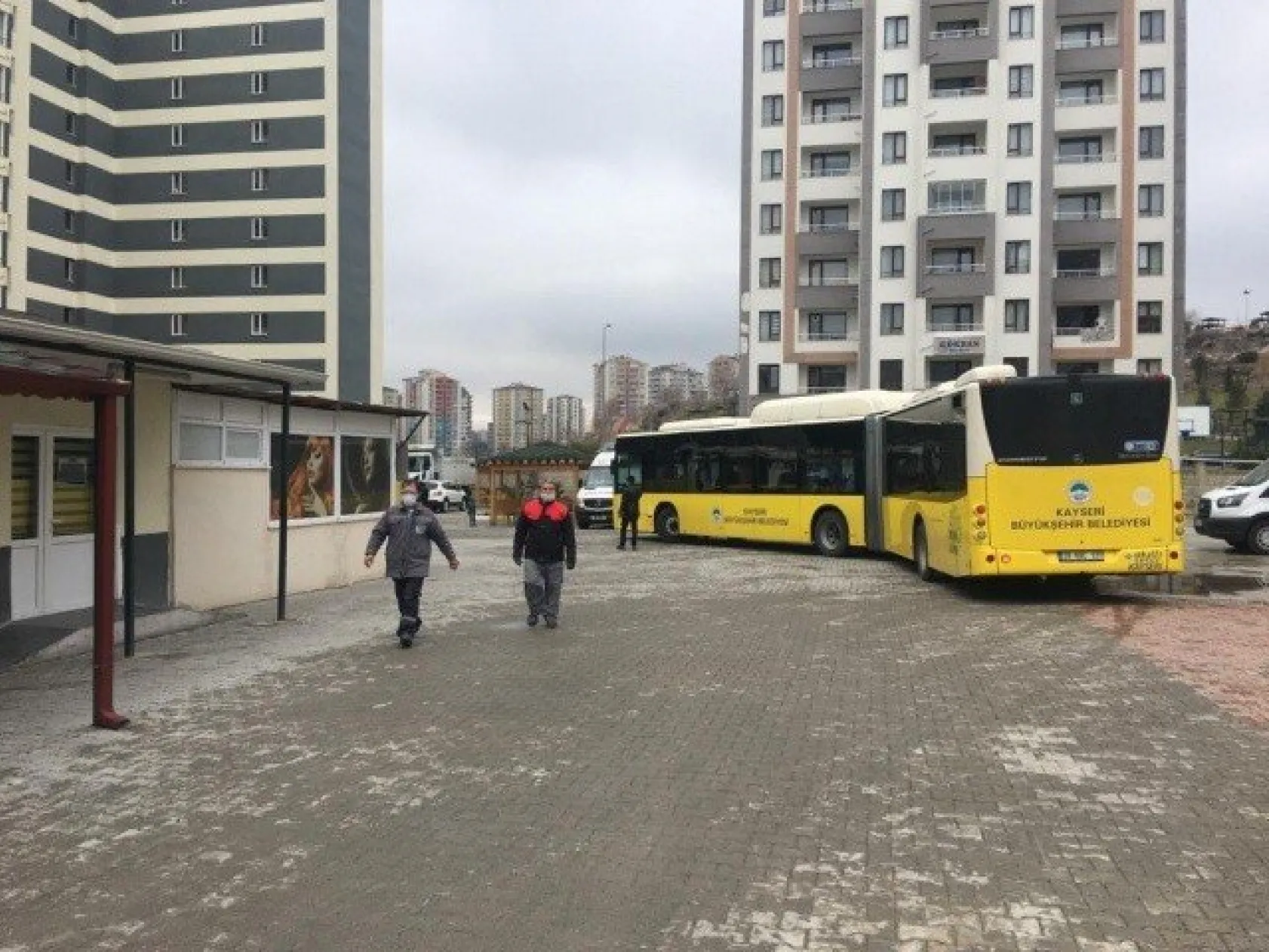 Umreden gelen 315 kişi Kayseri'de gözlem altına alındı